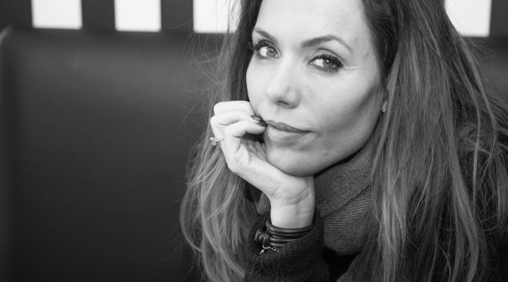 Bed ikke et menneske, der ikke elsker sig selv, om kærlighed .