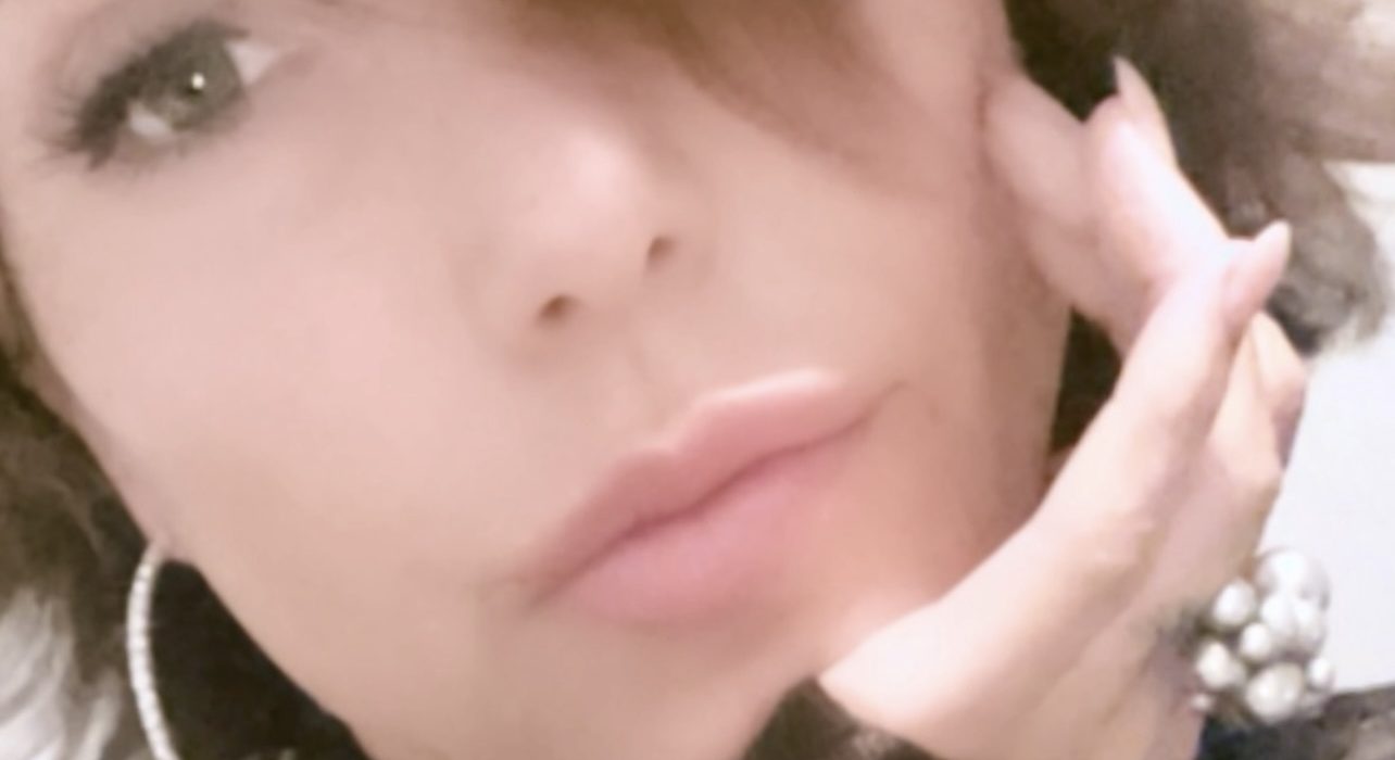 Vibeke er på Tinder  – en overlevelseguide til dig, der er ny i gamet