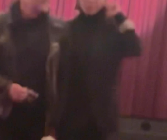 Vi har åbenbart den slags kærlighed folk sladrer om